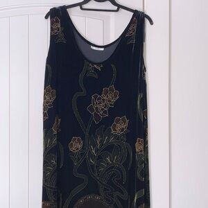 New VELVET BLK DRESS L